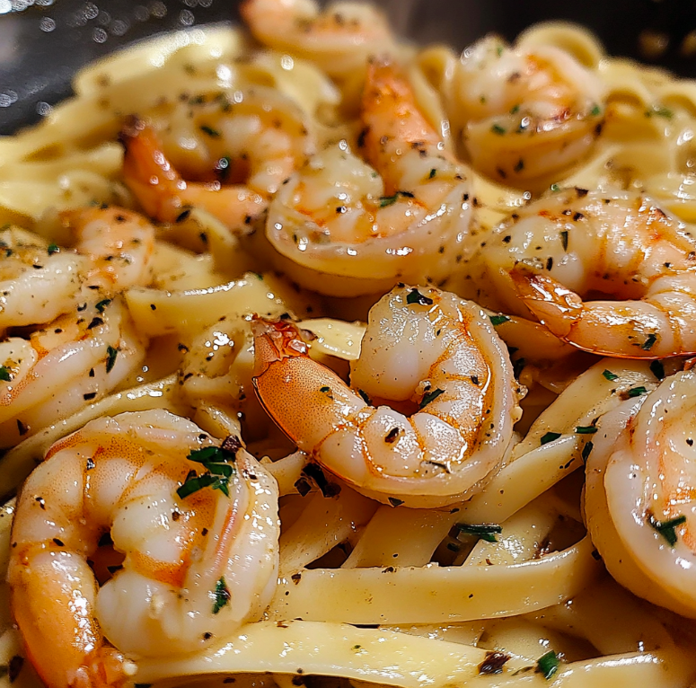 Garlic Shrimp Pasta: A Quick and Flavorful Dinner Solution